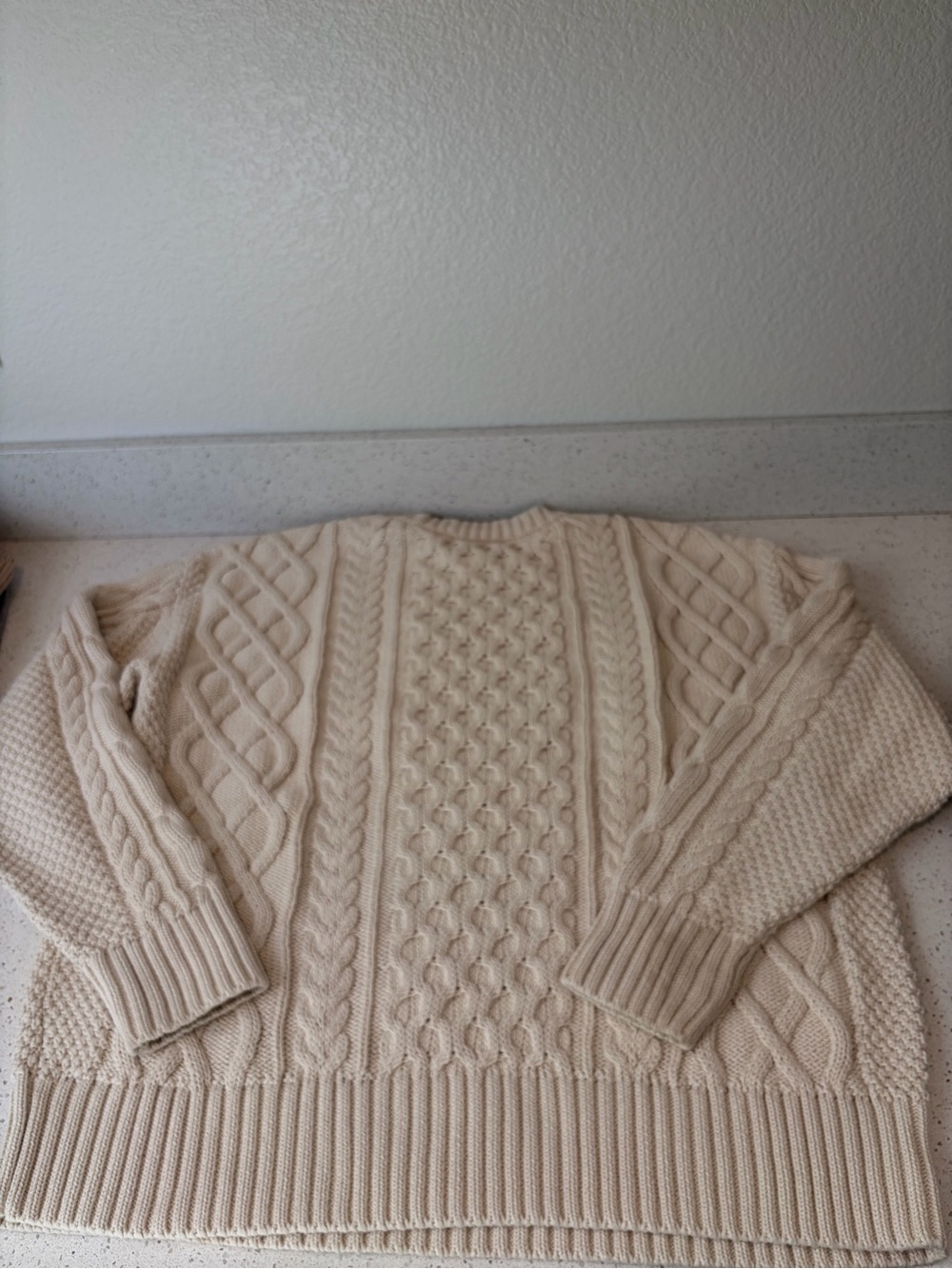 GAP Cream Cable Knit Sweater women’s - Picture 4 of 4